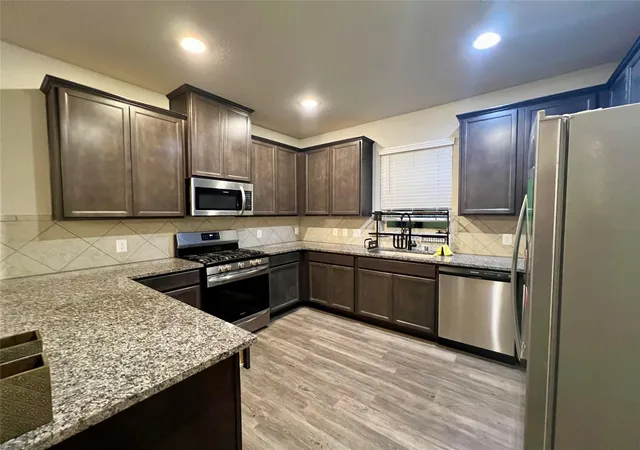 Photo 4 of Single family home for sale at 10036 Gold Finch Run, Magnolia, TX 77354 | MLS# 69868960 | Listing updated on 2026-10-06