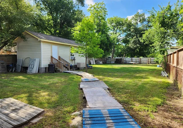14th image of 1716 Roxella St, Houston, TX 77093 | MLS# 90950163