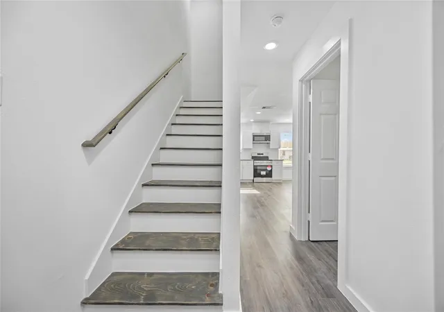 4th image of 8226 Bigwood St #A, Houston, TX 77078 | MLS# 2887427