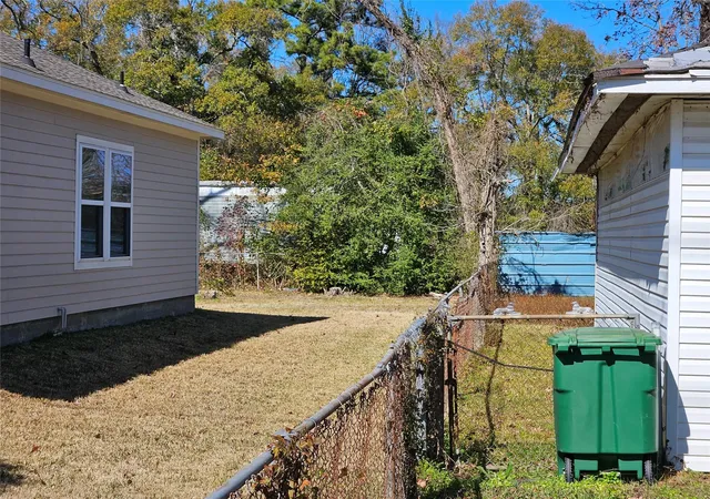 7th image of 8109 Seeker St, Houston, TX 77028 | MLS# 23779951