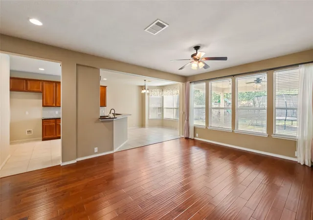 Photo 4 of Single family home for sale at 10014 Forrester Trl, Katy, TX 77494 | MLS# 25966727 | Listing updated on 2026-10-05