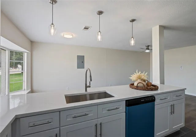 Photo 3 of Single family home for sale at 2324 N Logan St, Texas City, TX 77590 | MLS# 27360613 | Listing updated on 2026-08-26