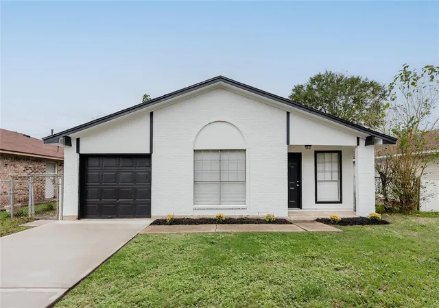 1st image of 1109 Missouri St, South Houston, TX 77587 | MLS# 28010412