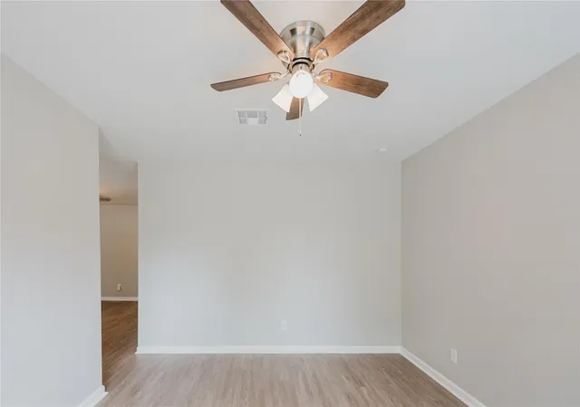 3rd image of 1109 Missouri St, South Houston, TX 77587 | MLS# 28010412