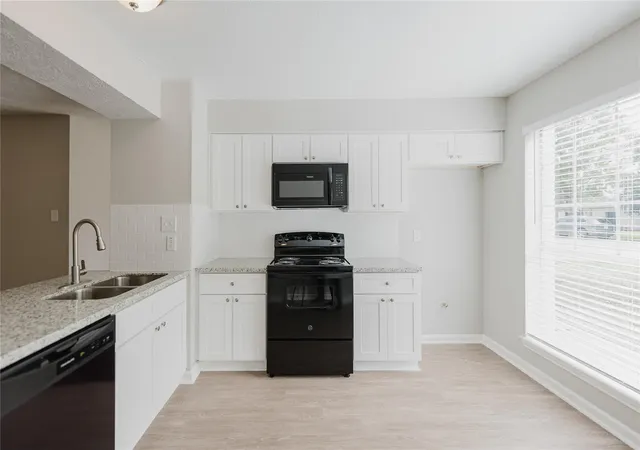 5th image of 1109 Missouri St, South Houston, TX 77587 | MLS# 28010412