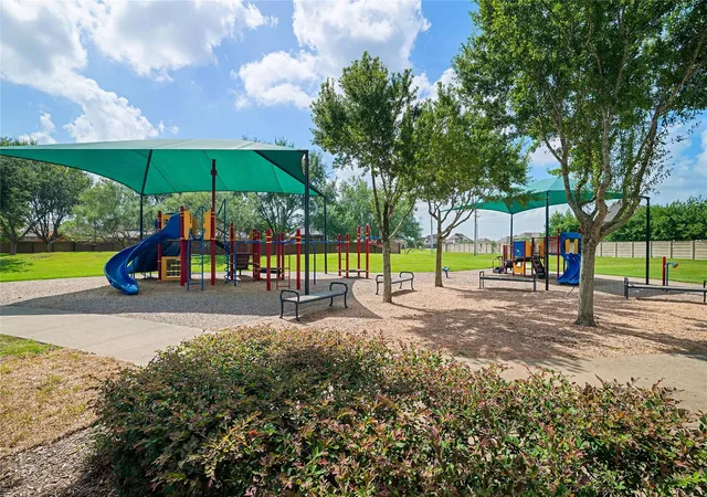 41st image of 2732 Rogliano Ln, League City, TX 77573 | MLS# 93737780
