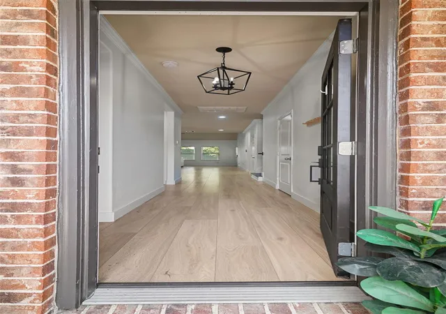 4th image of 2732 Rogliano Ln, League City, TX 77573 | MLS# 93737780