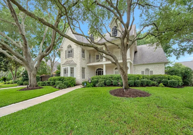 2nd image of 3707 Acorn Wood Wy, Houston, TX 77059 | MLS# 66409112