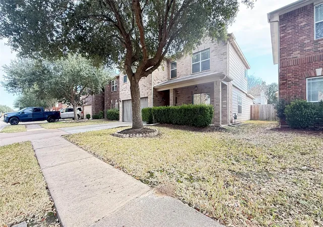 Photo 3 of Single family home for sale at 19519 Grand Colony Ct, Katy, TX 77449 | MLS# 55951530 | Listing updated on 2026-09-19
