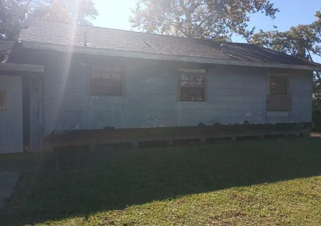 Homes for sale in Sweeny, TX | 805 Alice St, Sweeny, TX 77480 | MLS# 71743351