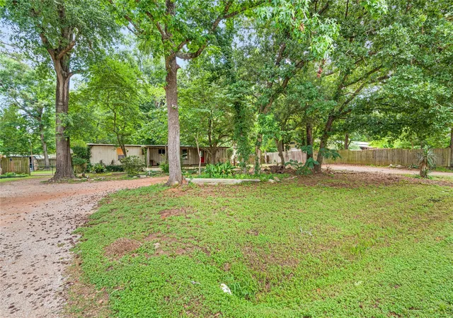 Homes for sale in Pinehurst, TX | 402 Baltzell Dr, Pinehurst, TX 77362 | MLS# 8394761