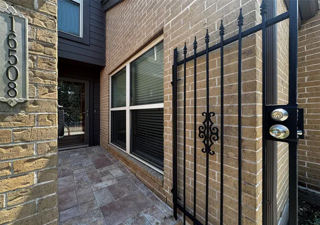 Photo 1 of Townhouse for sale at 16508 Space Center Blvd, Houston, TX 77058 | MLS# 58134241 | Listing updated on 2026-09-13