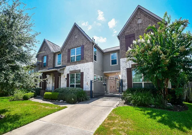 Photo 2 of Single family home for sale at 16603 Blue Nile Dr, Cypress, TX 77433 | MLS# 7381370 | Listing updated on 2026-09-19