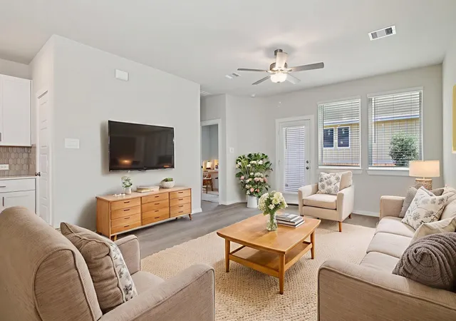 Photo 3 of Single family home for sale at 11408 Zenyatta Ln, Houston, TX 77048 | MLS# 56619946 | Listing updated on 2026-09-15
