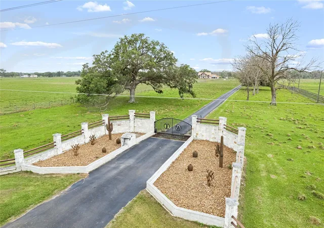 2nd image of 9474 Farm To Market 524 E, Sweeny, TX 77480 | MLS# 10864037