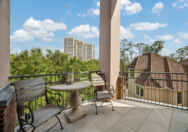 5th image of 6007 Memorial Dr, Houston, TX 77007