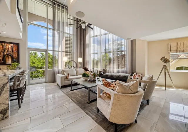 2nd image of 6007 Memorial Dr #304, Houston, TX 77007 | MLS# 47330799