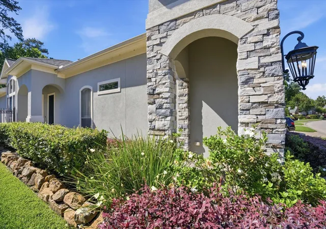 5th image of 2727 N Cotswold Manor Dr, Kingwood, TX 77339 | MLS# 60035053