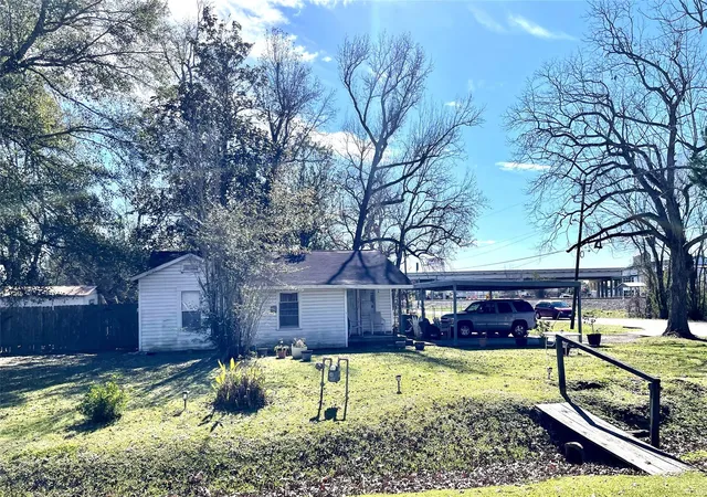 Homes for sale in Orange, TX | 3015 Enner Rd, Orange, TX 77632 | MLS# 19227317