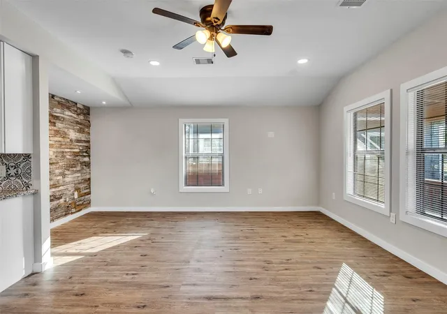 5th image of 3309 Sumpter St, Houston, TX 77026 | MLS# 14409834
