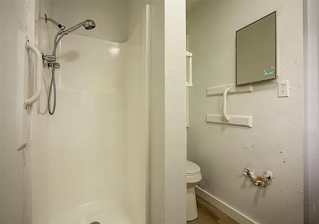 Photo 3 of Single family home for sale at 565 25th Street, Beaumont, TX 77706 | MLS# 95195968 | Listing updated on 2026-08-01