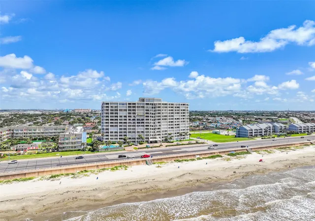 Photo 3 of Condo for sale at 7700 Seawall Blvd #402, Galveston, TX 77551 | MLS# 37877101 | Listing updated on 2026-08-22