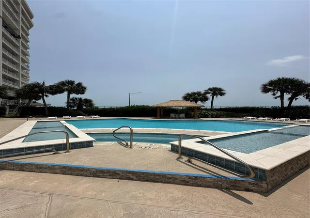 Photo 4 of Condo for sale at 7700 Seawall Blvd #402, Galveston, TX 77551 | MLS# 37877101 | Listing updated on 2026-08-22