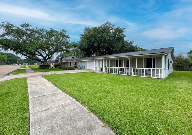 4th image of 201 W 5Th St, Deer Park, TX 77536 | MLS# 55814730