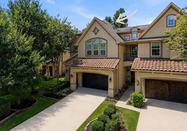 Homes for sale in The Woodlands, TX | 27 Herons Flight Pl, The Woodlands, TX 77389 | MLS# 88763852