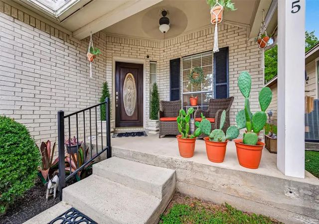 Photo 3 of Single family home for sale at 165 April Cvs, Montgomery, TX 77356 | MLS# 49383099 | Listing updated on 2026-09-19