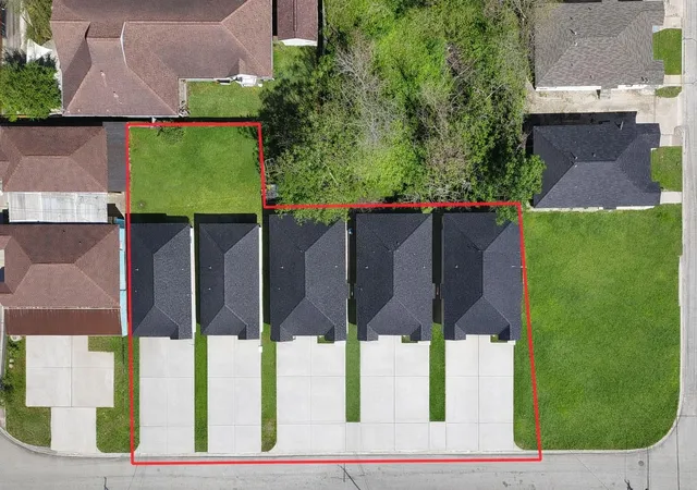Homes for sale in Houston, TX | 2904 Chapman St, Houston, TX 77009 | MLS# 66489153