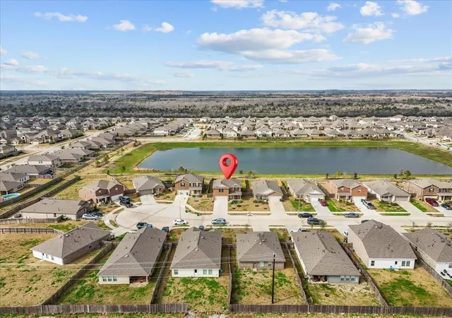 Homes for sale in La Marque, TX | 512 Maple Bend Ln, La Marque, TX 77568 | MLS# 37665689