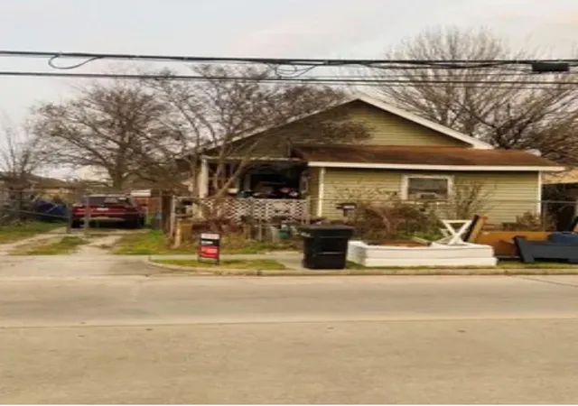 Photo 4 of Land for sale at 5303 Canal St, Houston, TX 77011 | MLS# 26147947 | Listing updated on 2026-07-16