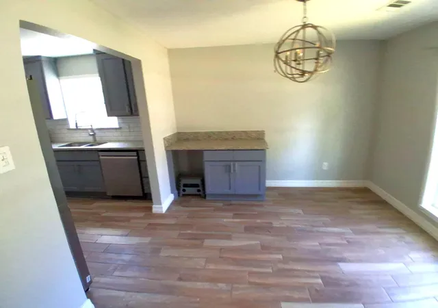 Photo 4 of Sale Pending at 532 Bull Run Ct, Conroe, TX 77302 | MLS# 93141281 | Listing updated on 2026-10-06