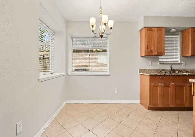 Homes for sale in Friendswood, TX | 16107 Barcelona Dr, Friendswood, TX 77546 | MLS# 17403191