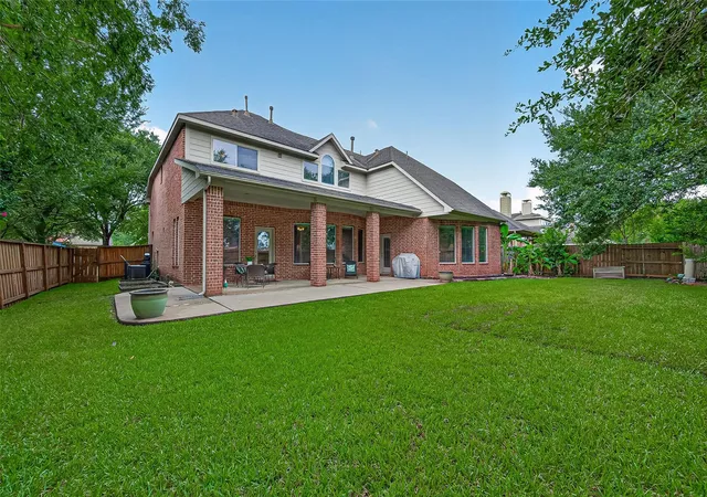 3rd image of 6806 Peatwood Wy, Sugar Land, TX 77479 | MLS# 95567742