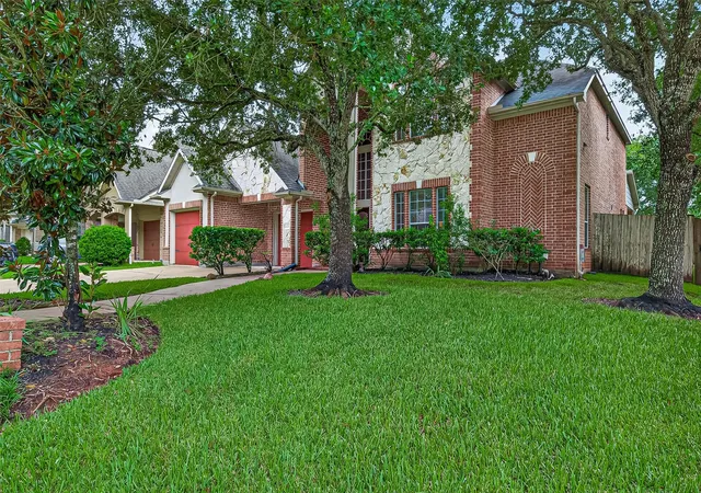 4th image of 6806 Peatwood Wy, Sugar Land, TX 77479 | MLS# 95567742