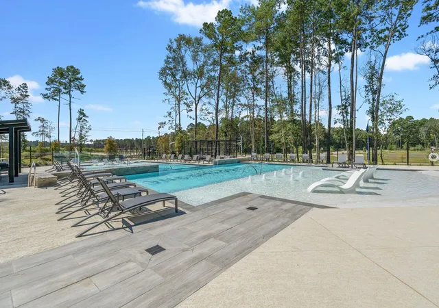 4th image of 725 Merit Badge Ct, Conroe, TX 77303 | MLS# 87533324
