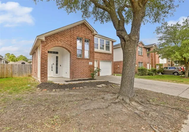 Photo 2 of Single family home for sale at 29119 Fox Fountain Ln, Spring, TX 77386 | MLS# 65760876 | Listing updated on 2026-08-31