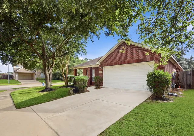 Photo 4 of Single family home for sale at 19226 Countryhills Ct, Spring, TX 77388 | MLS# 55182717 | Listing updated on 2026-07-13