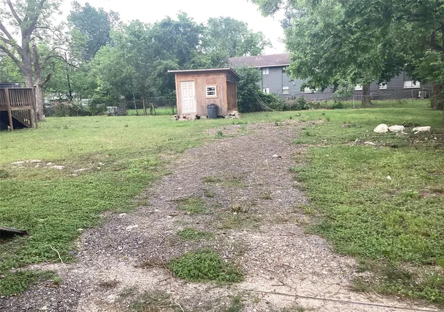 4th image of 4502 Kashmere St, Houston, TX 77026 | MLS# 59350273