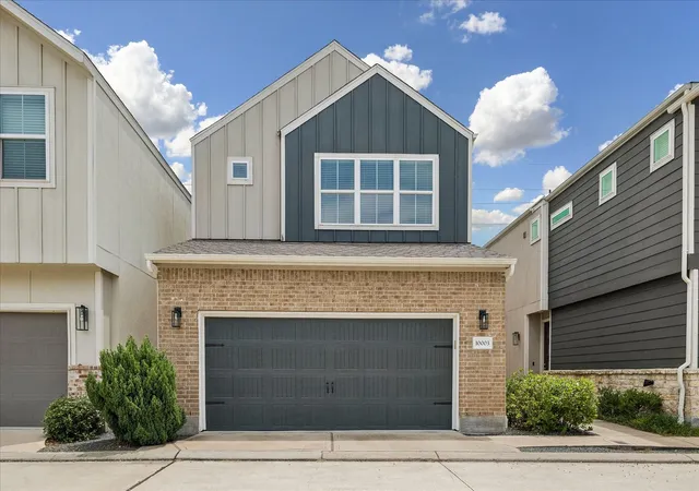 1st image of 10003 Brickhouse Dr, Houston, TX 77080 | MLS# 60311892