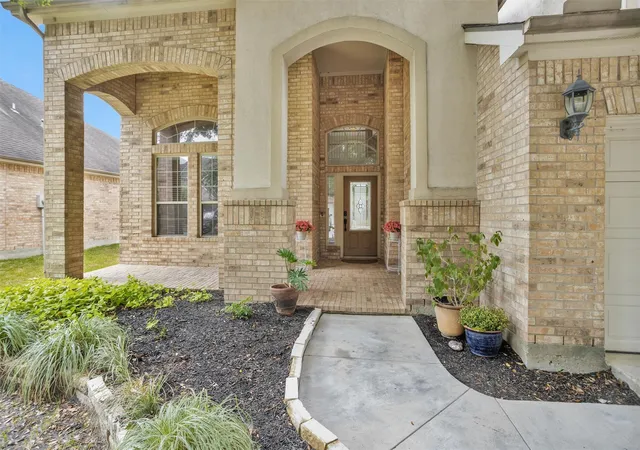 Photo 2 of Single family home for sale at 3307 Legends Mist Dr, Spring, TX 77386 | MLS# 63751841 | Listing updated on 2026-09-20