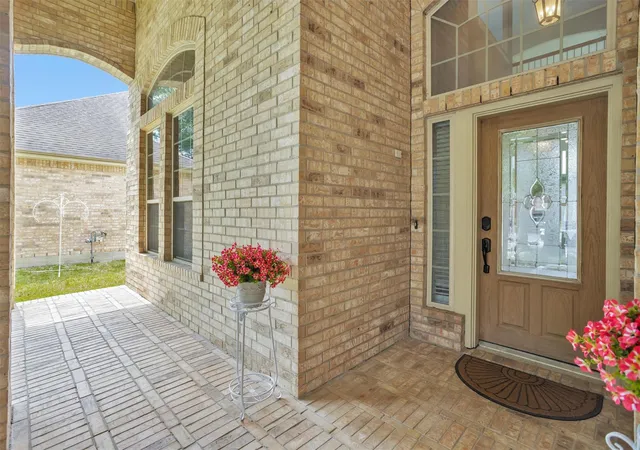 Photo 3 of Single family home for sale at 3307 Legends Mist Dr, Spring, TX 77386 | MLS# 63751841 | Listing updated on 2026-09-20