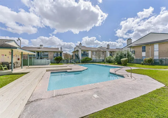 2nd image of 250 El Dorado Blvd #189, Webster, TX 77598 | MLS# 84872556