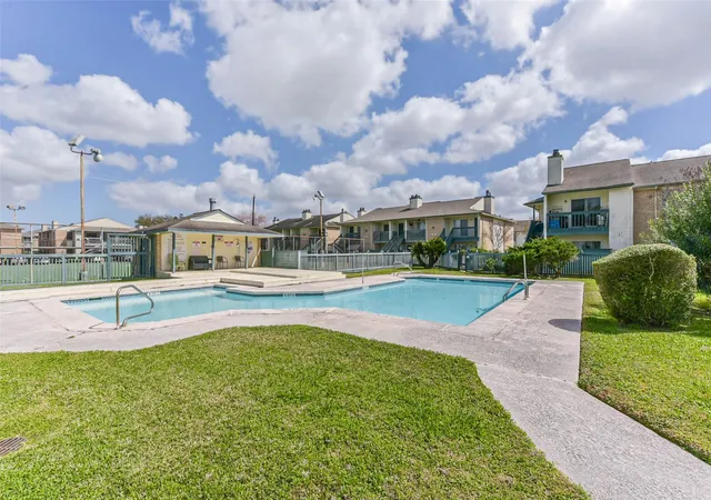 image of 250 El Dorado Blvd, Webster, TX 77598
