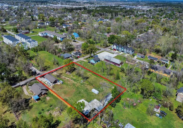 2nd image of 9426 Tower St, Houston, TX 77088 | MLS# 79215130