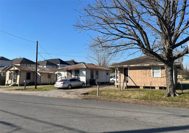 1st image of 1002 Wilburforce St, Houston, TX 77091 | MLS# 34335019