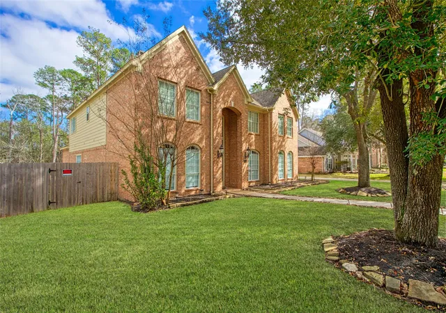 Photo 2 of Single family home for sale at 14010 Lakewood Xing Blvd, Houston, TX 77070 | MLS# 74379521 | Listing updated on 2026-09-03