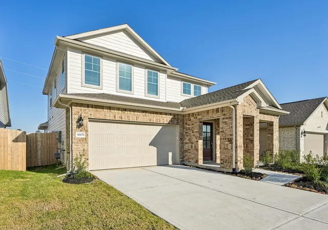 Photo 3 of Sale Pending at 18475 Landing Meadows Ln, New Caney, TX 77357 | MLS# 92933805 | Listing updated on 2026-09-09